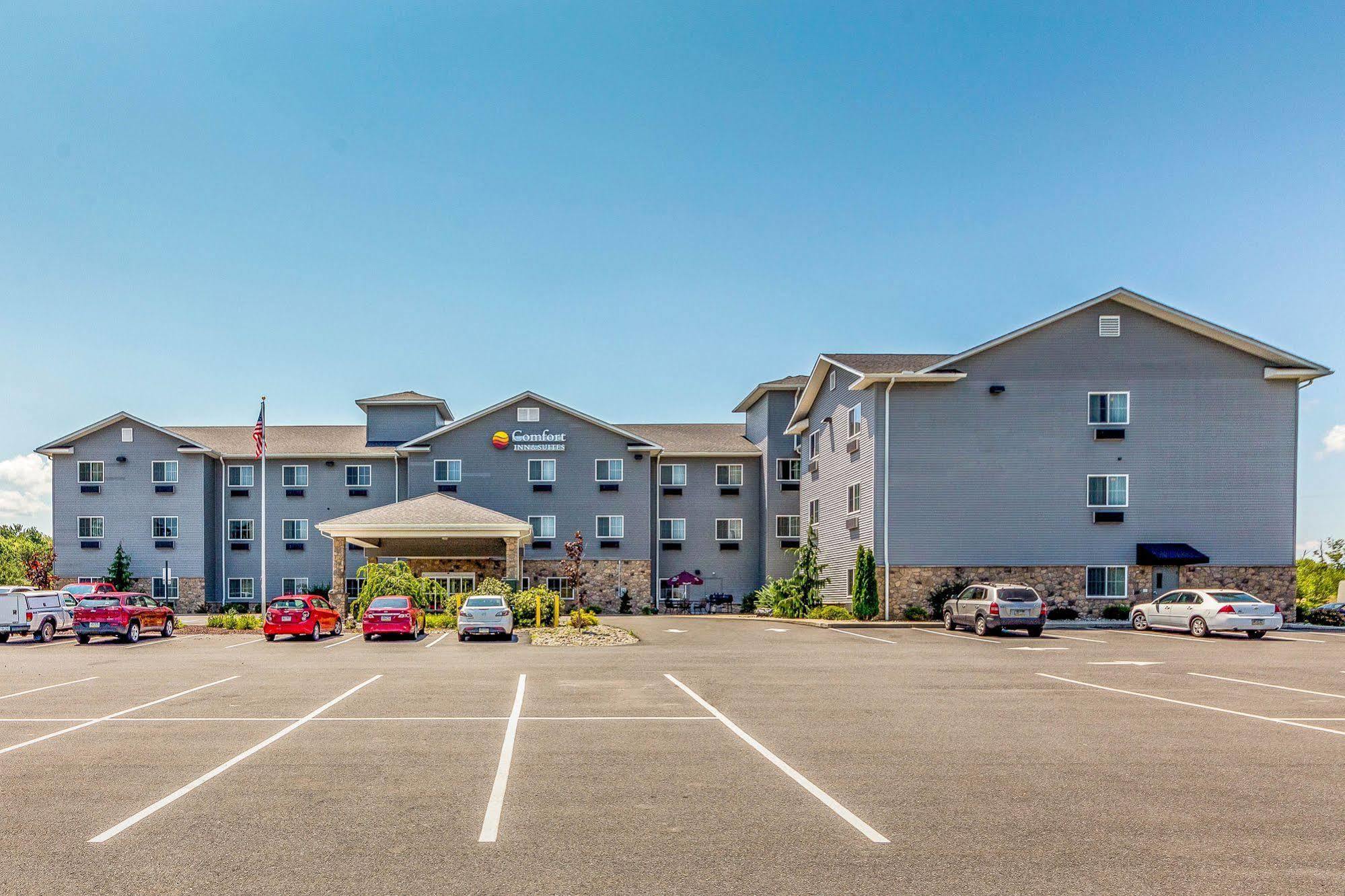 Comfort Inn & Suites Barnesville - Frackville Exterior foto